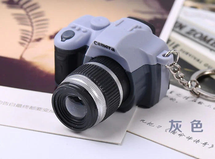 Mini SLR Camera Keychain with LED Flashlight – Colorful Metal Key Ring for Car Keys, Bags & Gifts
