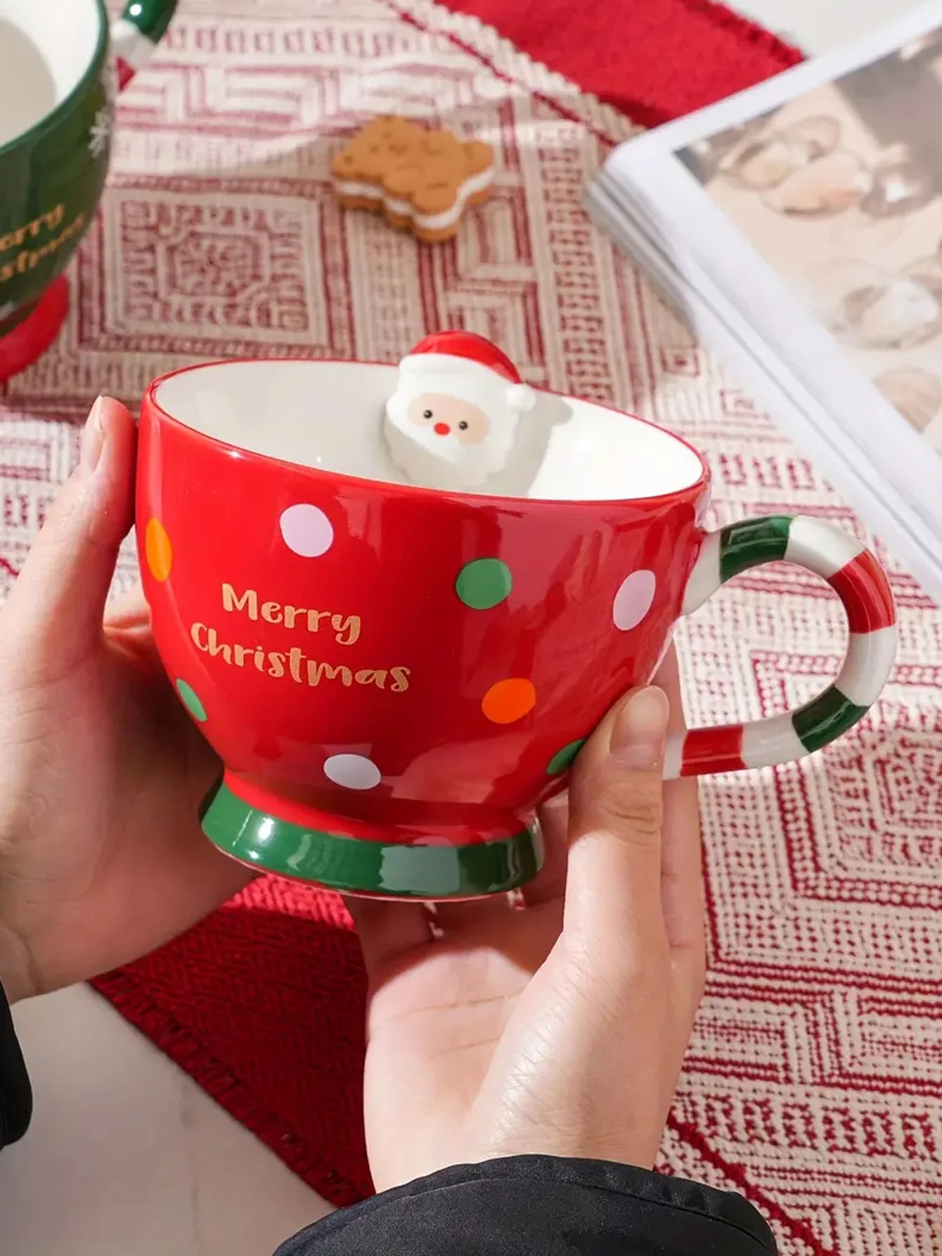 Christmas Gingerbread & Santa Mug – Large Capacity
